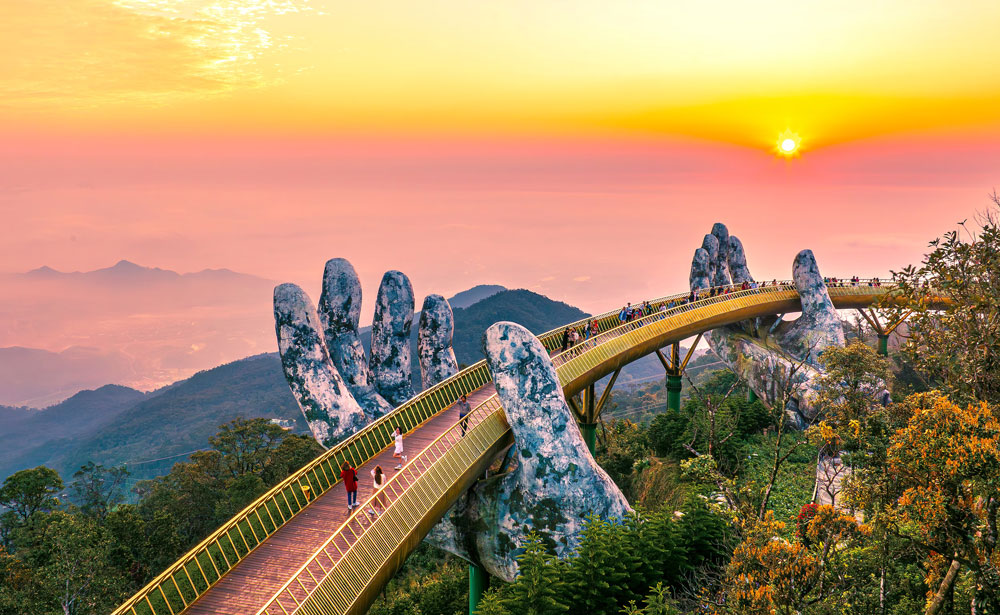 Center VietNam Fantasy